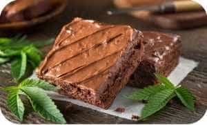 negresa canabis - De la bal la spital! Prăjituri cu marijuana într-un restaurant! 16 persoane au sunat la 112