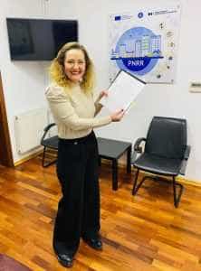 Elena Lasconi a semnat - Bani pentru renovare și echipamente. Policlinica din Câmpulung, dotată cu aparatură de ultimă generație