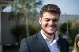 Calin Badea - Călin Badea. O generație care a crescut în paralel cu tehnologia, dar s-a dezvoltat doar prin pregătire continuă!