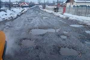 drum cateasca 1 - Drumuri ca-n Evul Mediu într-o localitate din Argeș