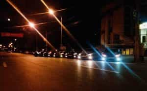 pitesti noapte e1675180983482 - Pitești: Un piteștean de 20 de ani l-a bătut pe un tânăr și i-a furat telefon în văzul tuturor!