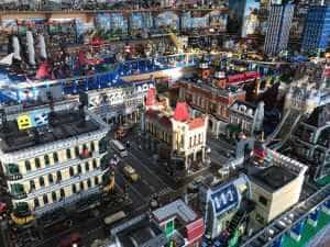 Acționarul de la Novatextile, Ștefan Vuza, are cea mai mare colecție de Lego din lume 1 lego Vuza