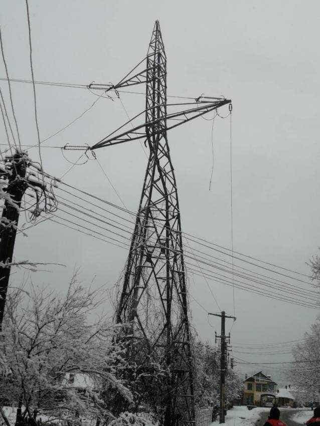 avarie cez2 - Circa 8.500 de oameni - lăsați în beznă în week-end