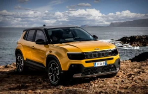 Autopalermo Pitești - Jeep Avenger este “Mașina Anului 2023 în Europa” 1 Jeep