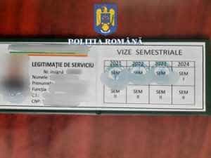 legitimatie de serviciu falsa - Un argeșean s-a dat drept angajat oficial al unei instituții publice pentru a fura 1.200 de euro de la o femeie!