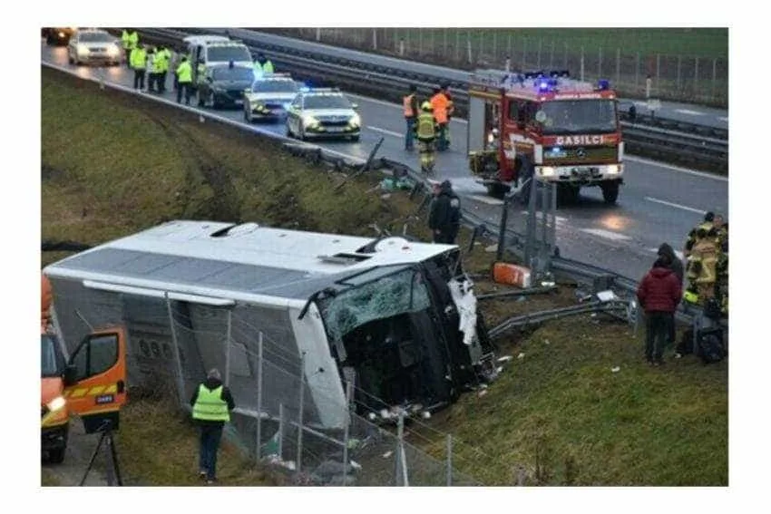 români morti accident români morti accident