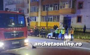 accident noapte - (VIDEO) Accident rutier cu 2 autoturisme în Pitești!