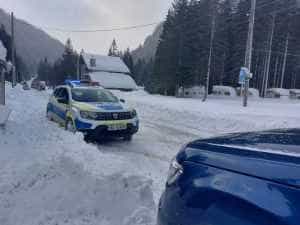 avalanșă politie drum