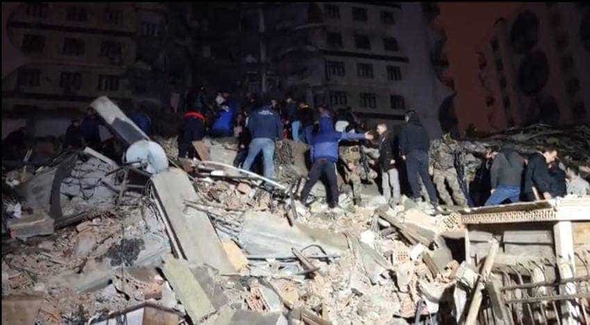 cutremur-turcia-seism-pagube-ankara-morti-raniti