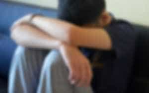 adolescent - Caz halucinant! Un adolescent de 15 ani a violat un băiat de 7 ani