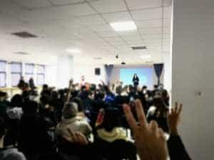 politie elevi arges - Activități ale polițiștilor cu liceeni, pentru a marca ,,Ziua Internațională a Siguranței pe Internet”! Peste 400 de elevi au participat!