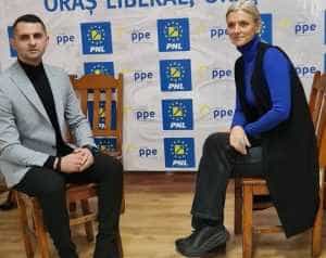 De parcă ne-am afla în campanie electorală. Arbitrul Iulian Călin, candidat la Primăria Ștefănești, a anunțat schimbarea numelui unei gări 1 Sursa foto: Facebook PNL Stefanesti