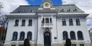 Important pentru cetățenii ucraineni. Iată unde pot depune cererile pentru acordarea sumei forfetare 19 Sursă foto: Facebook Primăria MUnicipiului Pitești