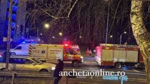 accident noapte pompieri pitesti ramada - Accident cu microbuz răsturnat la Ramada Pitești! Trei victime implicate