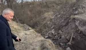 România 2023! Pod de beton furat într-o singură noapte! 1 pod beton furat noapte excavator luncusoara suceava 819230 - România 2023! Pod de beton furat într-o singură noapte!