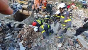 cutremur -salvatori-romani