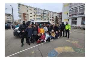 Untitled Project 5 - Prevenirea violenței în școli: activități educative ale Poliției Locale Pitești