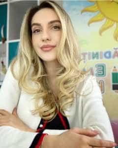 Alexandra Brînzea: Primul meu exemplu de „așa daˮ în viață rămâne mama mea! 1 Alexandra Brinzea