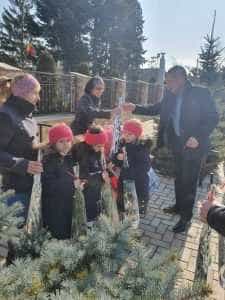 330561643 874637113605840 354499686668902449 n - Dan Stroe: „La mulți ani doamnelor, să ne rămâneți veșnic frumoase și sănătoase!”