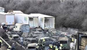 Piteșteni implicați în accidentul teribil din Ungaria! Mașina le-a luat foc 19 accident 1070x600 1 - Piteșteni implicați în accidentul teribil din Ungaria! Mașina le-a luat foc