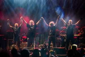 Pe 17 Martie ne revedem în HUSH cu legendarii CRISTI MINCULESCU, VALTER & BORO! 2 IRIS- Minculescu