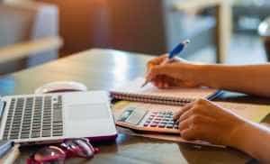 monografie contabila inregistrarile specifice somajului tehnic a6189 - O piteșteancă s-a dat drept contabilă și a înregistrat documente pentru mai multe persoane juridice!