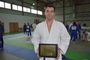 Pompierii argeșeni din nou pe podium la Campionatul Național de Judo 3 pompieri arges judo
