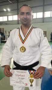 Pompierii argeșeni din nou pe podium la Campionatul Național de Judo 4 pompieri arges judo