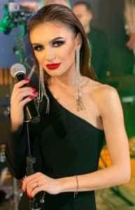 Zina Ghițulescu, concert jazz&pop cu bandul Filarmonicii Pitești 2 Zina Ghițulescu