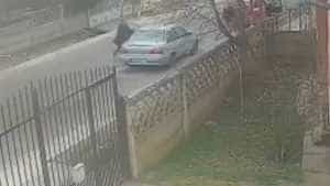 bataie trafic - Șofer de 77 de ani, bătut în trafic! Motivul: ar fi condus prea încet