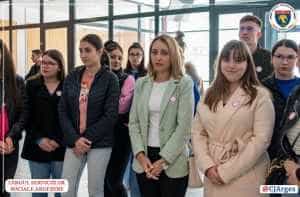 Târgul serviciilor sociale argeșene, eveniment dedicat Zilei Mondiale a Asistenței Sociale 2 târg Argeș