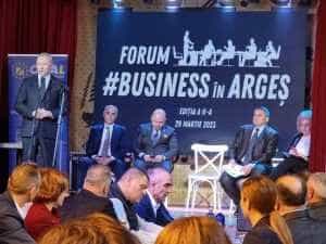 Oamenii de afaceri argeșeni - prezenți în număr mare la întâlnirea cu președintele ANAF 1 pnl - Oamenii de afaceri argeșeni - prezenți în număr mare la întâlnirea cu președintele ANAF