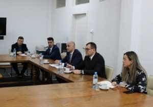 Reprezentanții Ambasadei SUA în România, întâlnire de lucru la Prefectura Argeș 3 prefectura Argeș