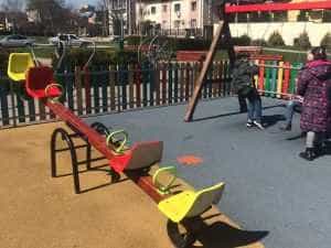 ADP a intervenit. Locul de joacă din Parcul Făget este funcționabil! 9 Sursă foto: Facebook Primaria Municipiului Pitesti