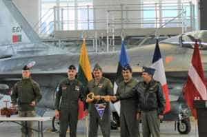 România și Portugalia au preluat conducerea misiunii de Poliție Aeriană sub comandă NATO în Țările Baltice 1 Sursă foto: Facebook MApN