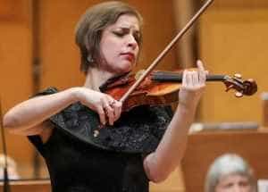 Violonista Ioana Cristina Goicea revine la Filarmonica Pitești 1 Sursă foto: Facebook Primăria Municipiului Pitești