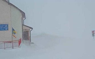 zăpadă în Făgăraș