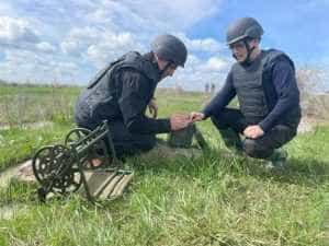 (VIDEO) Muniție neexplodată, distrusă de pirotehniștii din Argeș 1 munitie neexplodata2 1 - (VIDEO) Muniție neexplodată, distrusă de pirotehniștii din Argeș