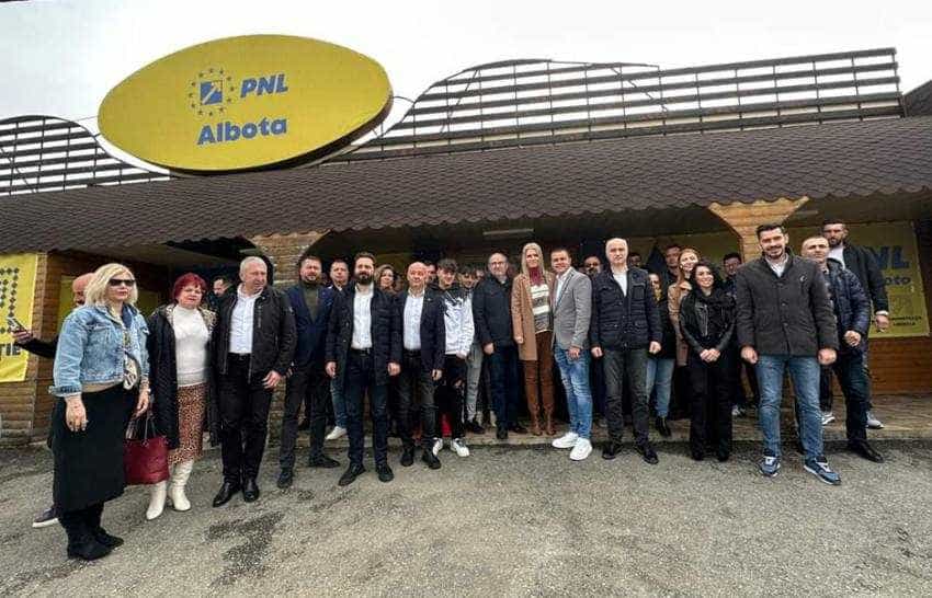 Sursă foto: PNL Argeș.