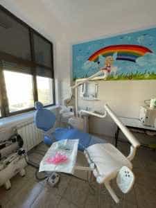 Echipamente stomatologie de ultimă generație, pentru elevii și preșcolarii din Mioveni! 1 Mioveni stomatologie