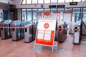 Atenționare de călătorie în Franța. Grevă pe aeroportul Paris-Beauvais 1 Sursă foto: adevarul.ro