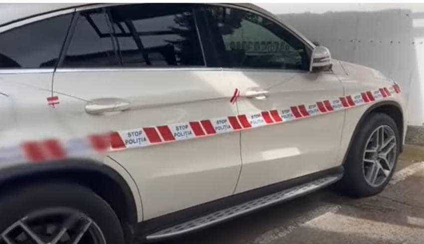 masina-inselaciune-costesti