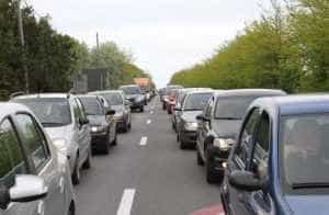 Autocamion rămas în pană pe DN 7! Traficul se desfășoară alternativ 1 trafic-dn7