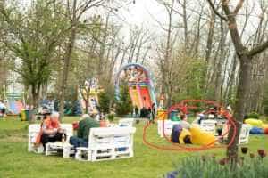 Năravul din fire! Au furat decorurile de la Simfonie! 3 Simgfonie furt 5 - Năravul din fire! Au furat decorurile de la Simfonie!