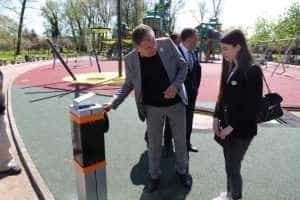 Doar AICI piteștenii pot să pună muzică. Cel mai mare loc de joacă pentru copii, din Argeș, a fost finalizat! 1 Sursă foto: Primăaria Pitesti