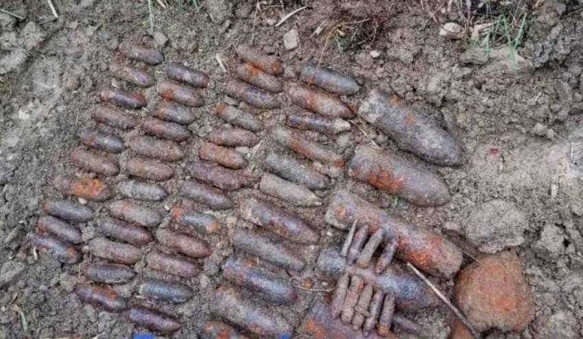 proiectile-din-al-doilea-razboi-mondial-gasite-iin-vrancea-in-zona-autostrazii-a7-832776