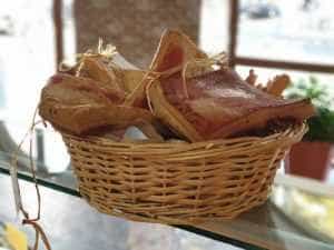 Măcelăria Făgăraș - Tradiții românești la tine acasă 4 Măcelăria Făgăraș