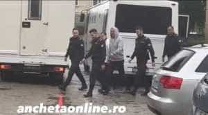 cioaca - (VIDEO) Cerul plânge, Cioacă râde! Motiv de sărbătoare la Judecătoria Pitești