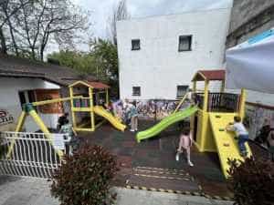 Casa Argeșeană Tradițional – petreceri cu muzică bună și bucate alese! S-a deschis și terasa! 4 casa argeseana loc de joaca2 - Casa Argeșeană Tradițional – petreceri cu muzică bună și bucate alese! S-a deschis și terasa!