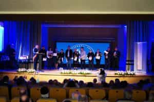 Au fost premiați câștigătorii concursului ”Cea mai frumoasă și cea mai curată asociație de proprietari din Municipiul Pitești”! 1 Sursă foto: Facebook Primaria Municipiului Pitești